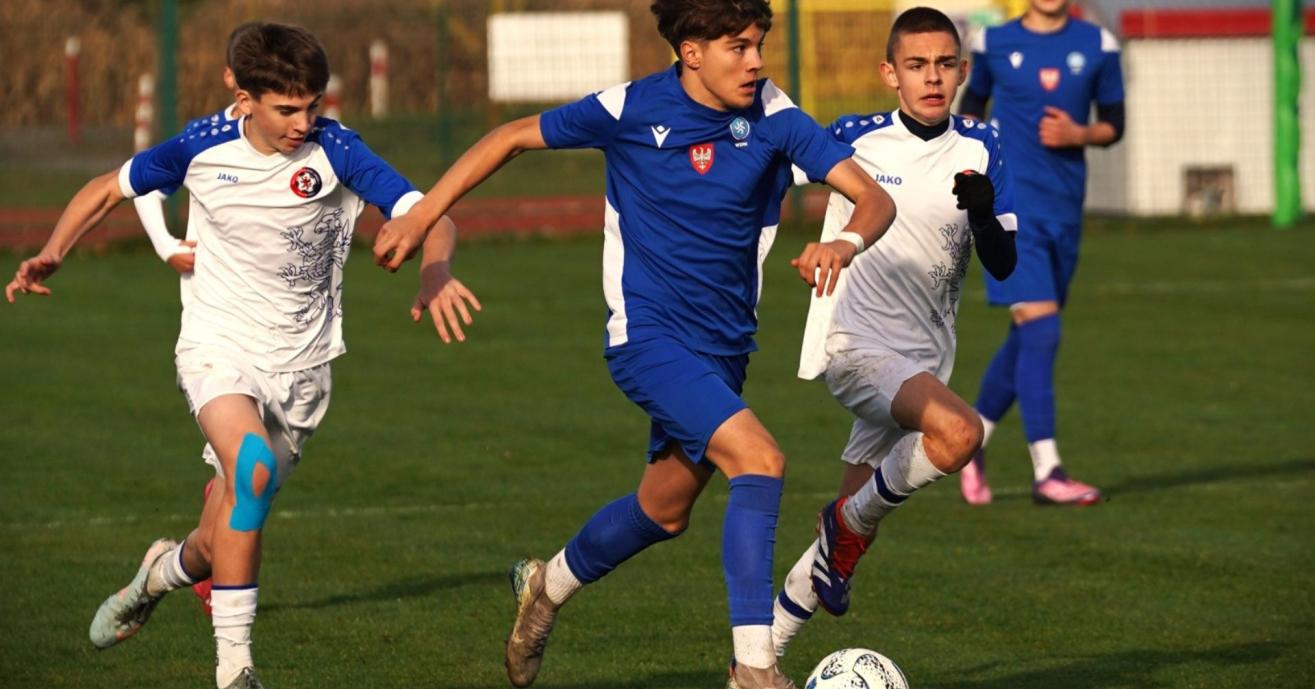 Kadra do lat 14 niepokonana jesienią!